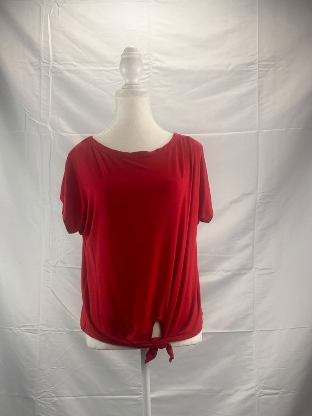 POINT ZERO Tie-Front Top – Small